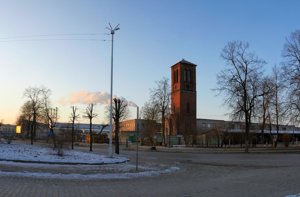 Сохранившаяся башня реформаторской церкви на улице Гагарина в Советске., Советск