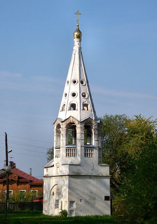 Колокольня Введенского монастыря, Бежецк