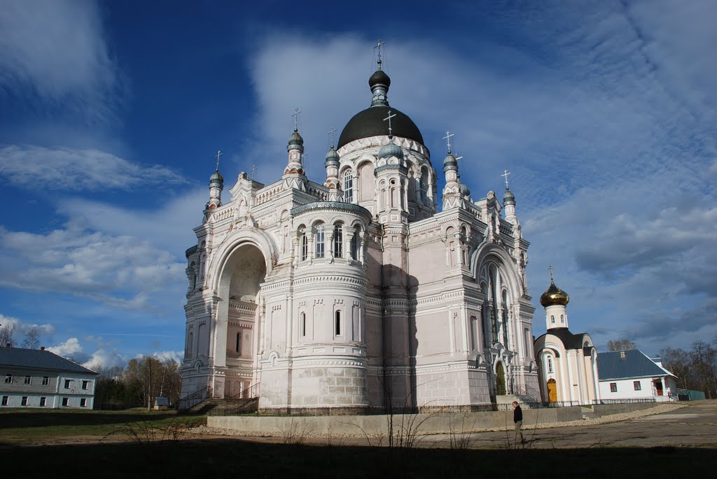 Вышневолоцкий Казанский монастырь. Собор, Вышний Волочек