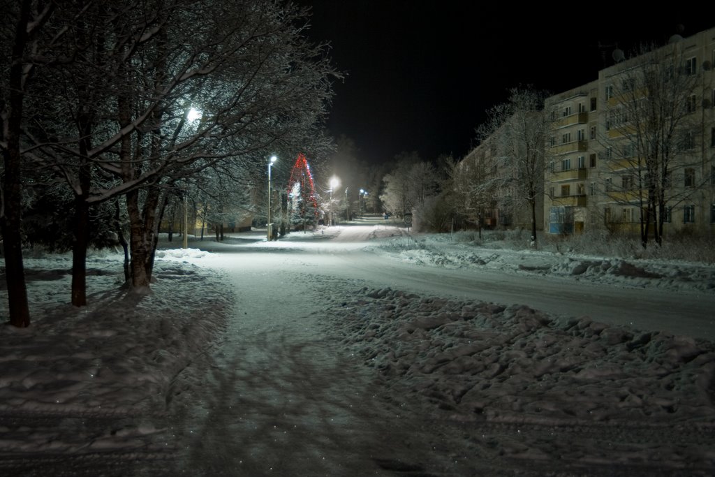 Главная улица в зимнюю ночь., Калашниково