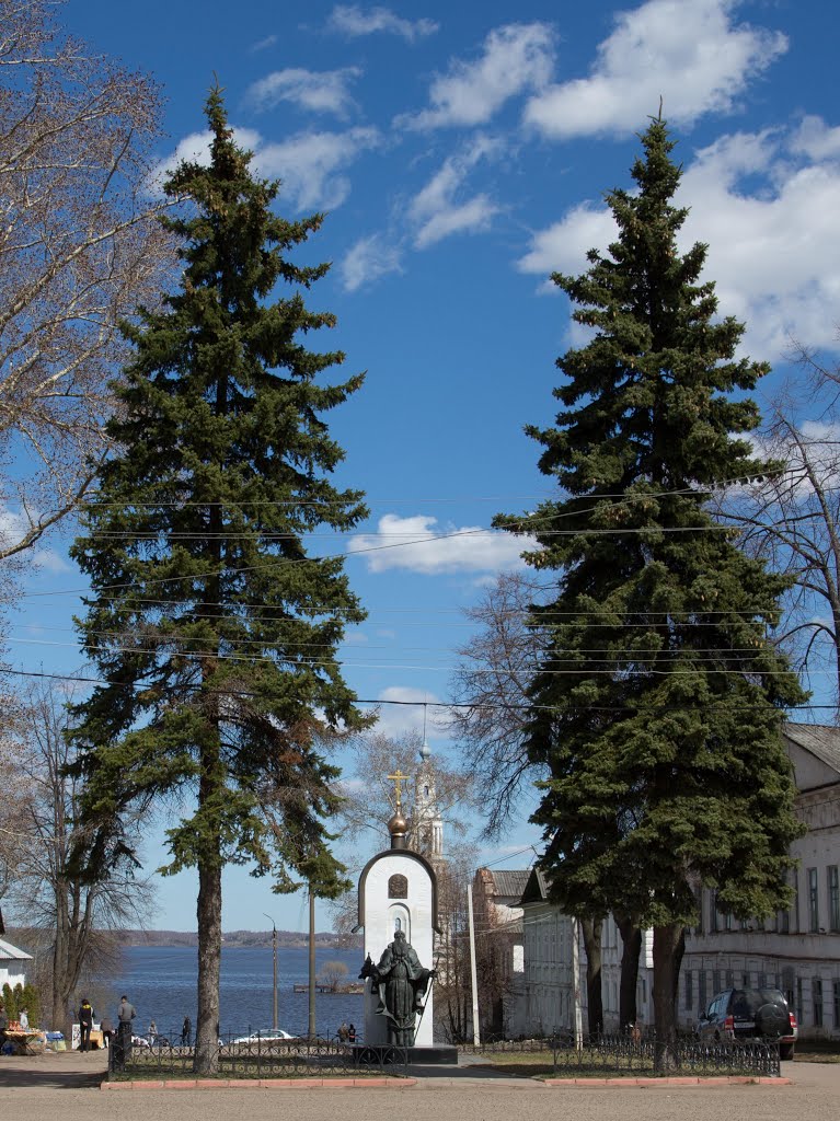 Калязин: Памятник Преподобному Макарию, Калязин