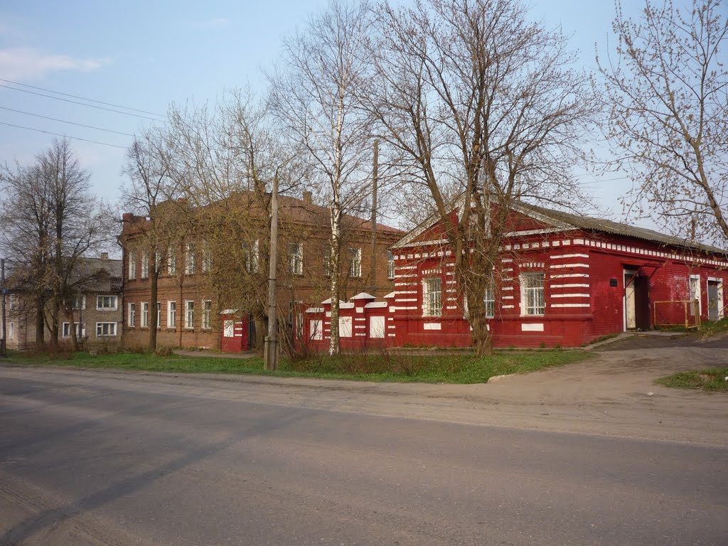 Город Красный Холм, ул. Калинина (до 1975г. ул. Красная, до 1917г. ул. Лапшинская), Красный Холм