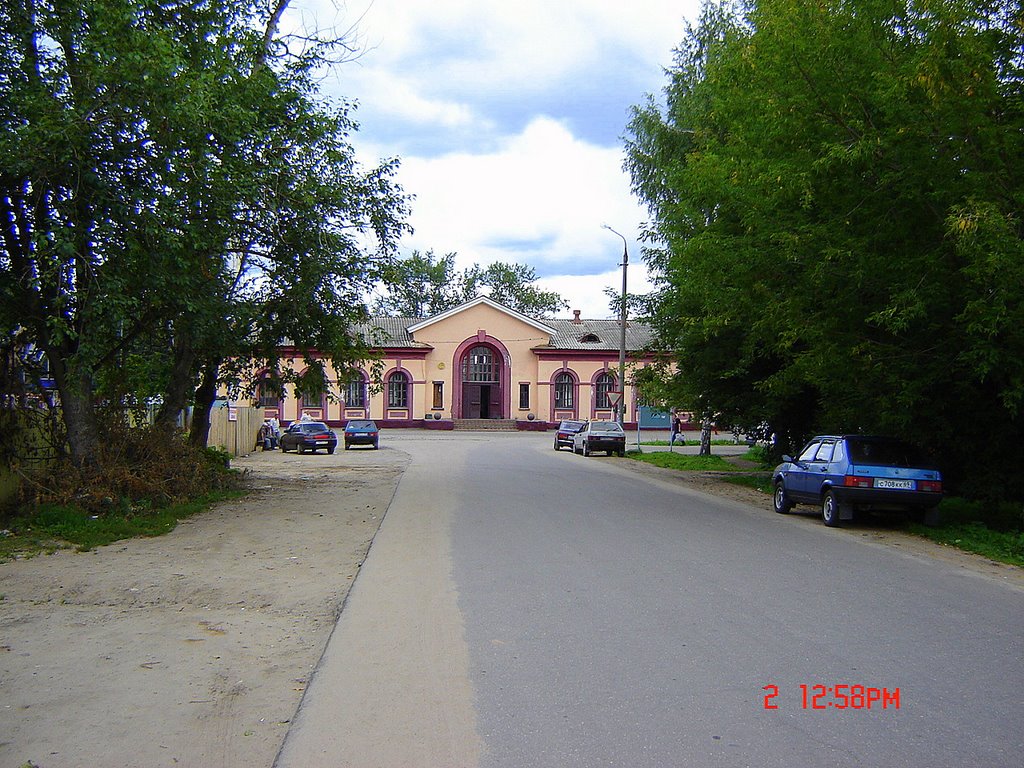 this is the railwai station .08.2008.tämä on rautatieasema., Лихославль