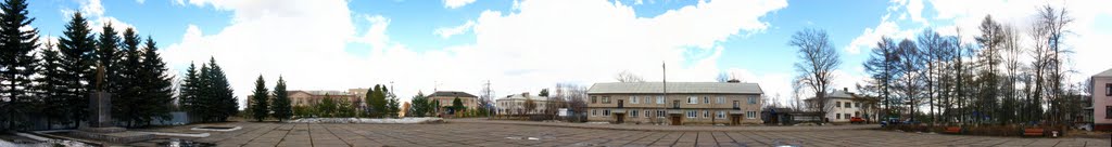 площадь Ленина, Оленино