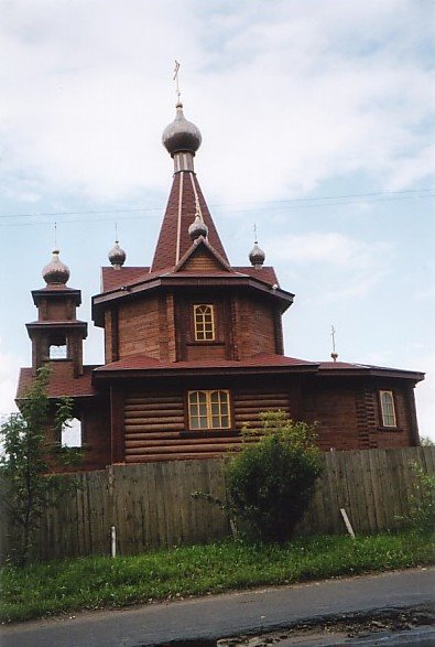 Деревянная церковь на улице Краностроителей  /  Wooden Church in Kranostroitelej Street, Ржев