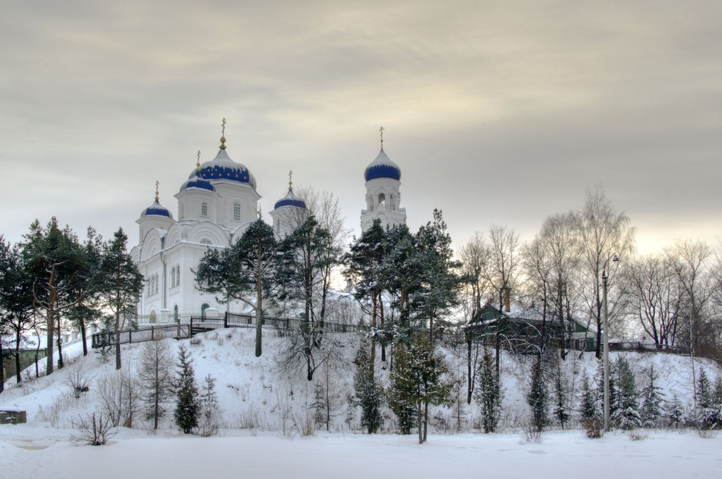 Torzhok. The Mihailo-Arkhangelsk church, Торжок