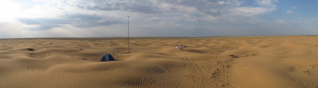 Sand dunes near Naryn-Khuduk (Chapchachi), Комсомольский