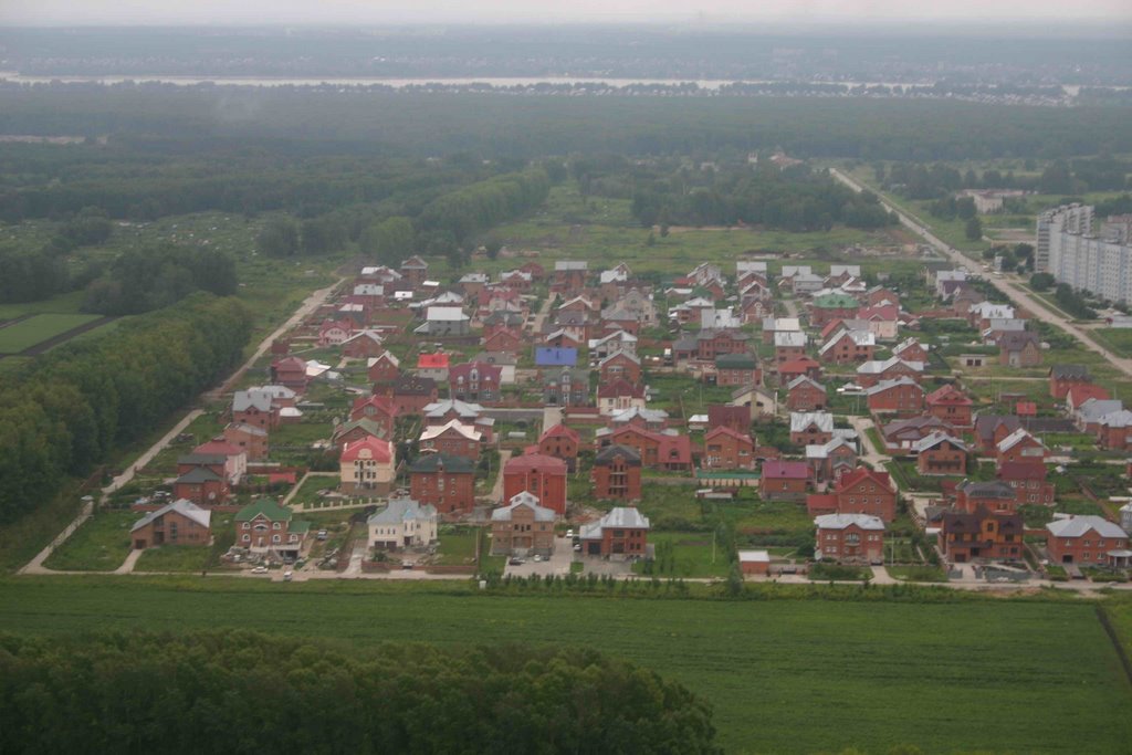 вид сверху на коттеджный посёлок, Советское