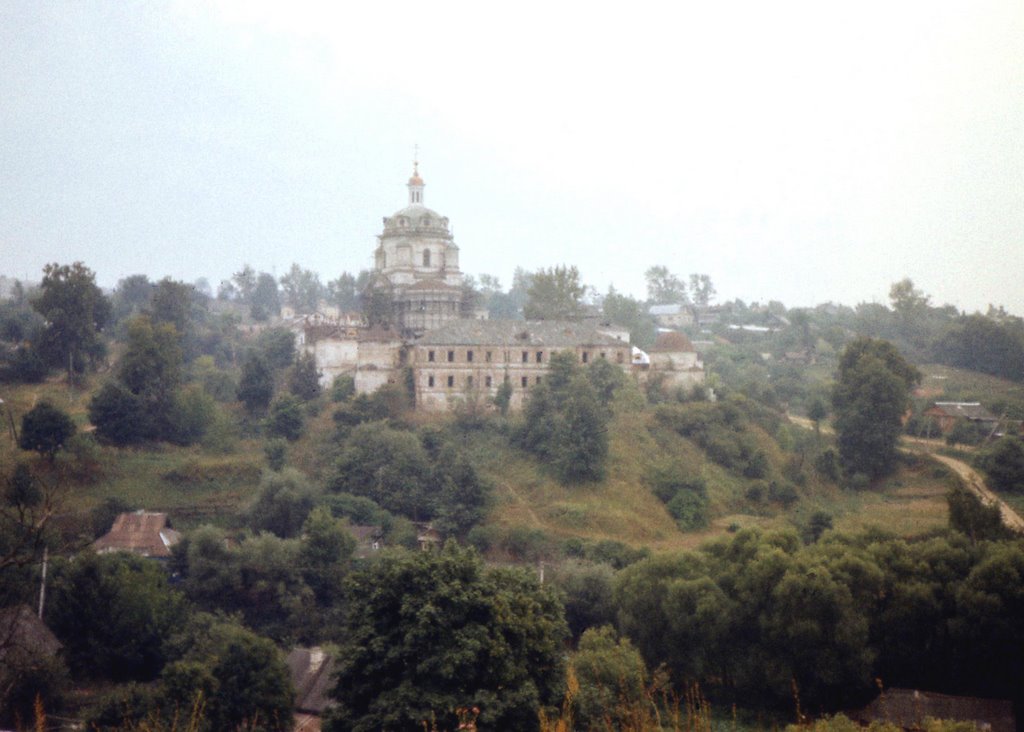 Малоярославец-Никольский Черноостровский монастырь, Малоярославец