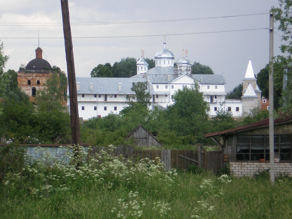 вид на монастырь, Мещовск