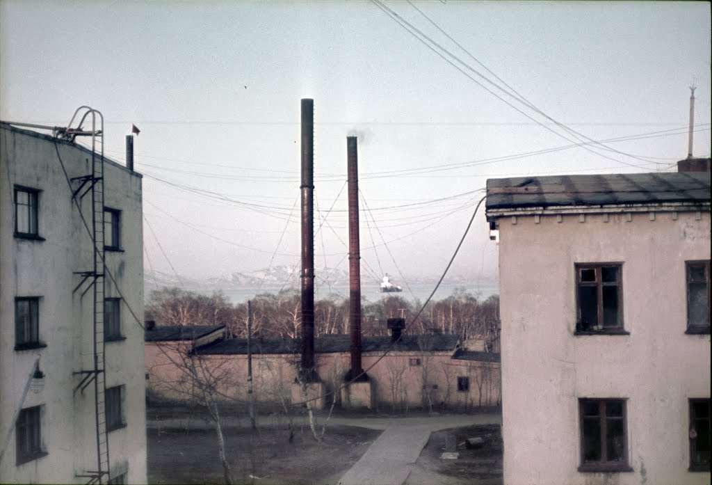Вид из окна кв.25, д.4, ул.Мира, год 1970, Вилючинск