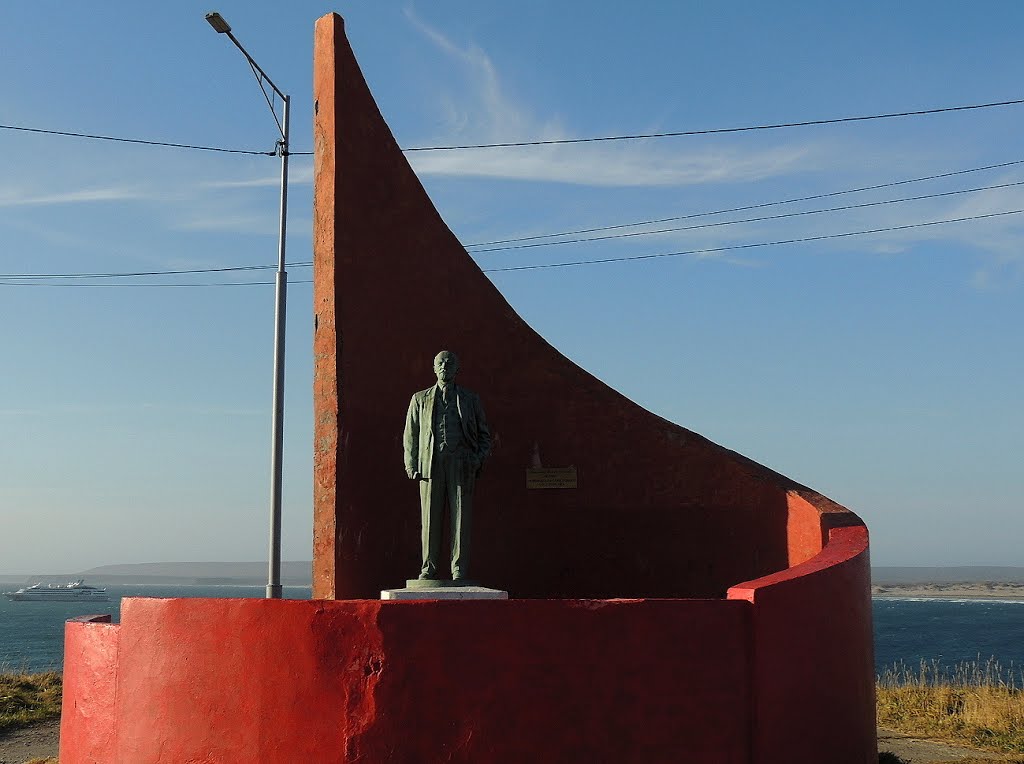 Lenin statue at Nikolskoye - Bering Island - Kommander Islands - Russia, Никольское