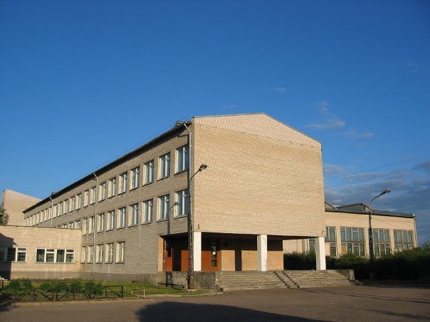 Средняя школа № 2, Олонец