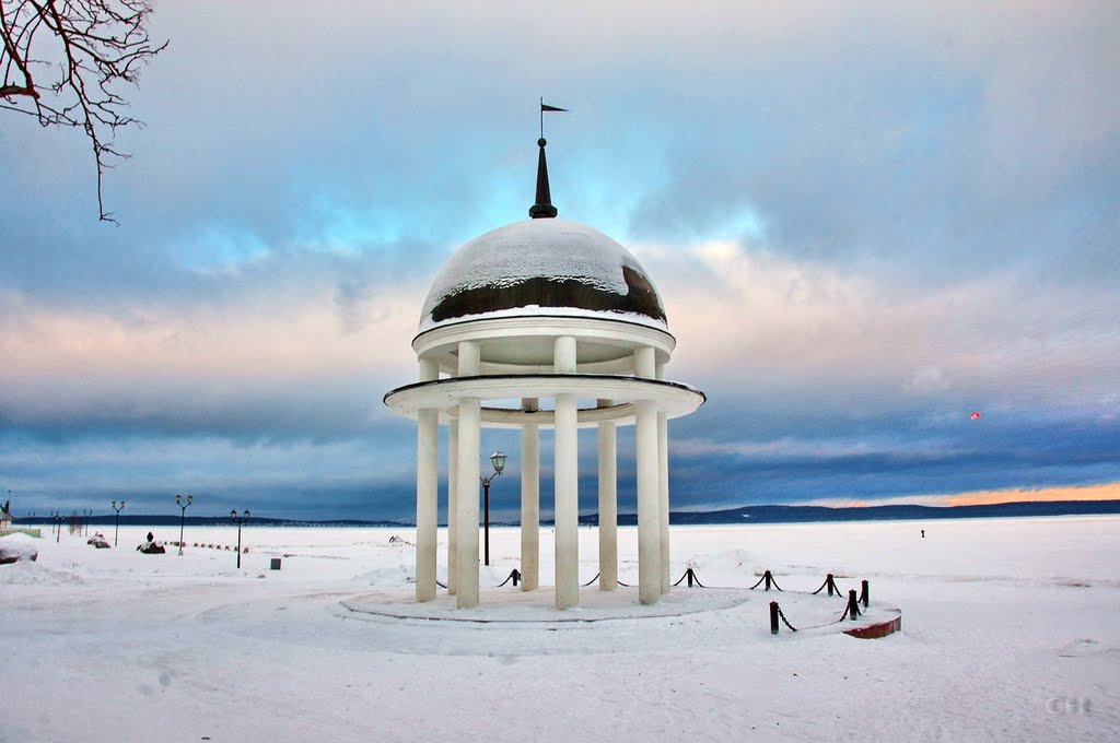 Петрозаводск. Ротонда на набережной зимой, Петрозаводск