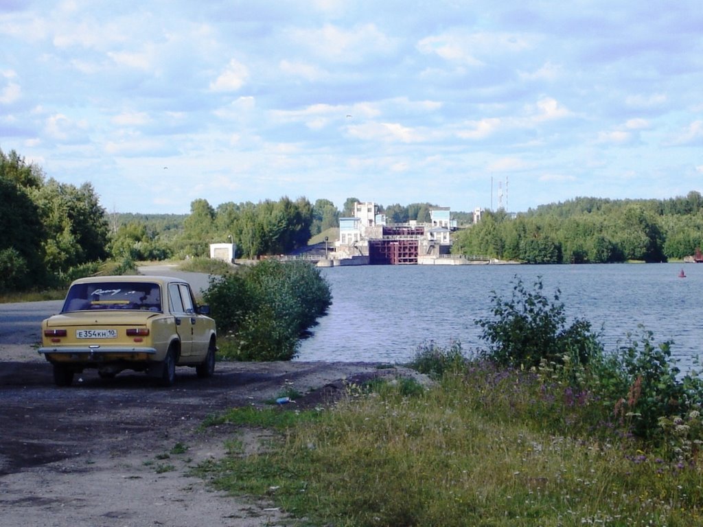 Third lock in Belomorkanal, Повенец