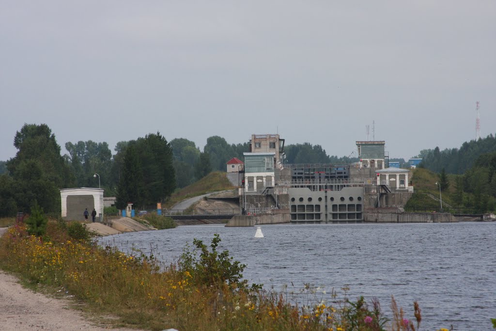 Third lock - Belomorkanal, Повенец