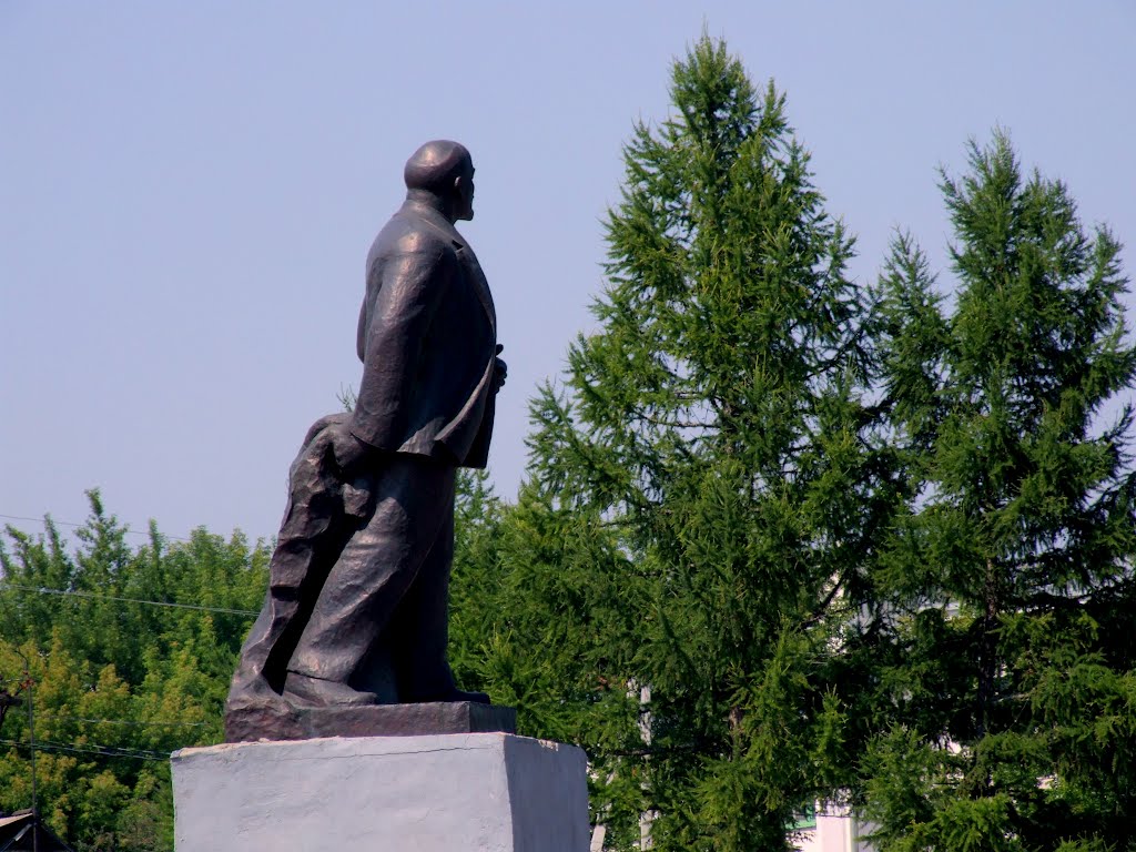 В. И. Ленин на центральной площади Гурьевска, Гурьевск