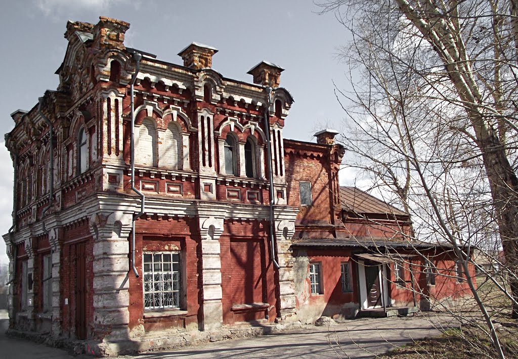 купеческий дом Ермолаева (краеведческий музей с привидениями) г.Гурьевск, Гурьевск