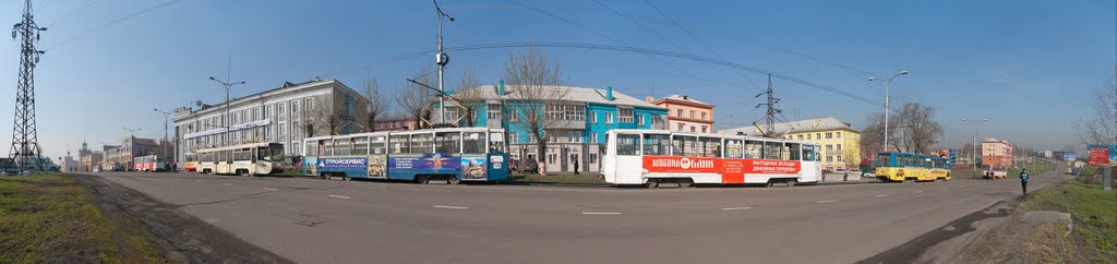Трамваи на пр. Шахтёров, май 2011, Прокопьевск