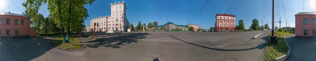Перекрёсток пр-кта Шахтёров и ул. Комсомольской, панорама на 360°, июнь 2013, Прокопьевск
