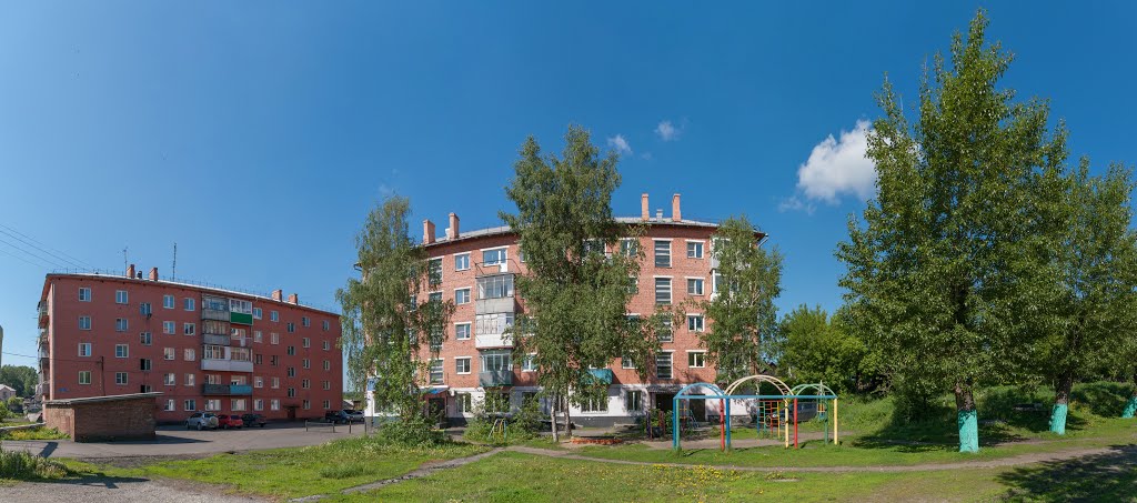 Ул. Кирпичная 2-я, дома 7а и 7, июнь 2013, Прокопьевск