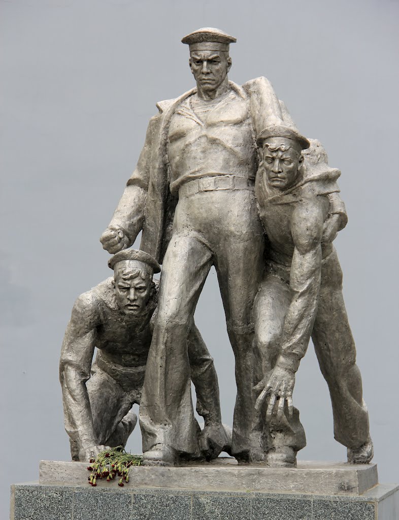 г. Тайга. Монумент матросам. 2011., Тайга