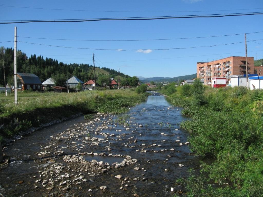 Shalym River near Makarenko street, Таштагол