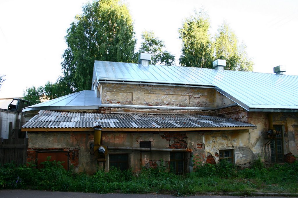 Бывшая Ахтырская церковь, во дворах Областной больницы г.Кирова, Киров