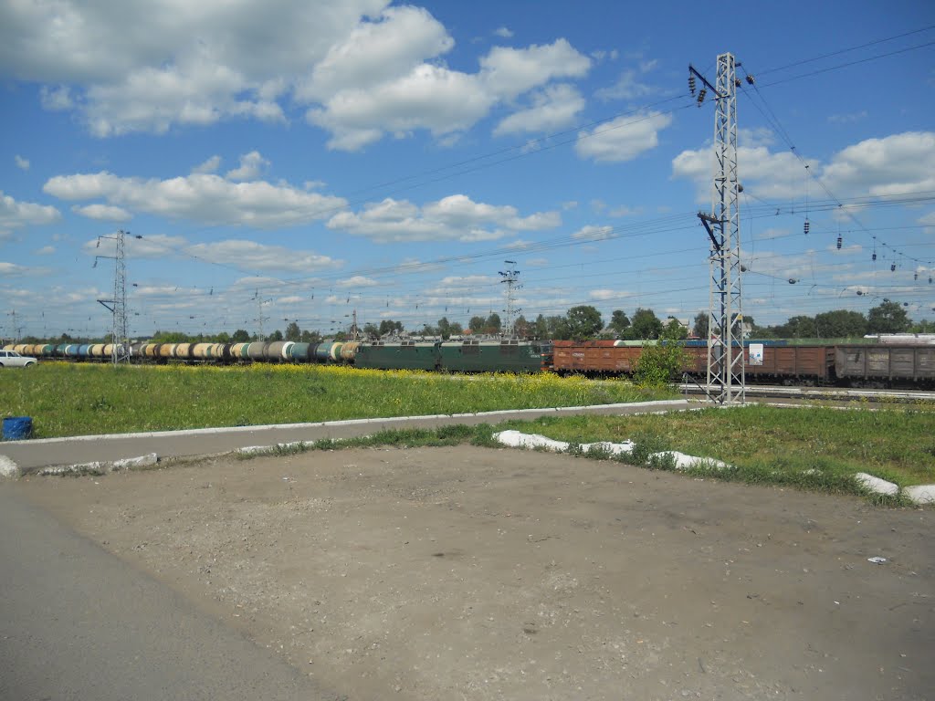 ВЛ80 проходит станцию Котельнич 1, Котельнич