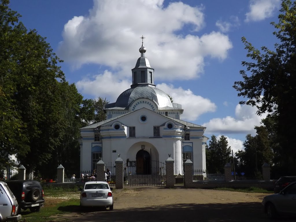 Црковь Спаса Нерукотворного, 1738-1745 г., главный вход, Кумены