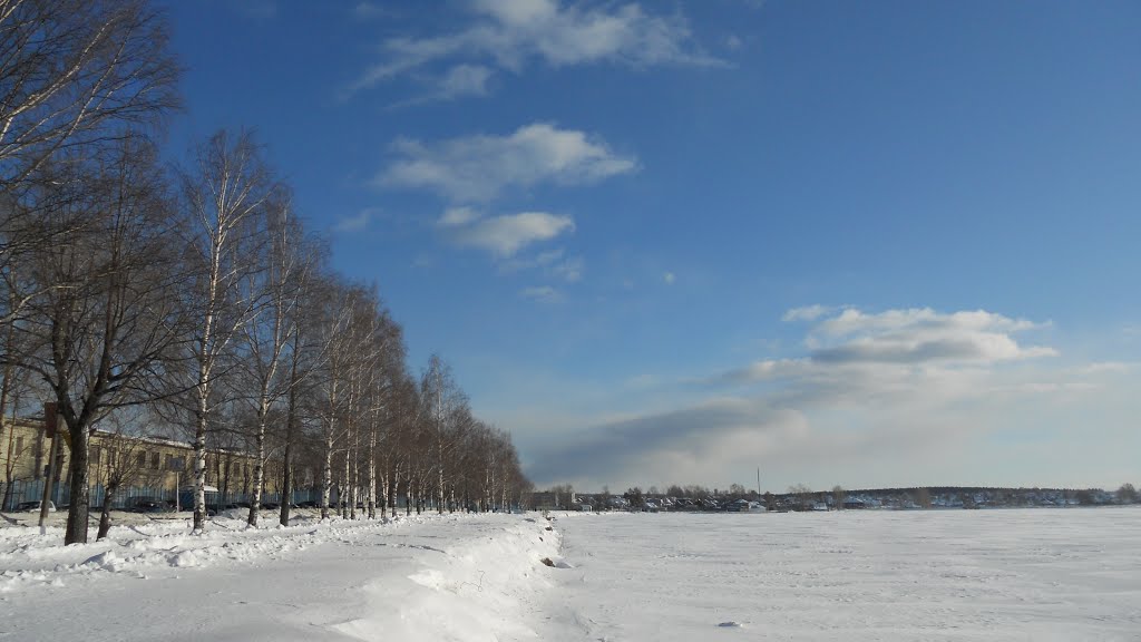 Набережная у пруда, Омутнинск