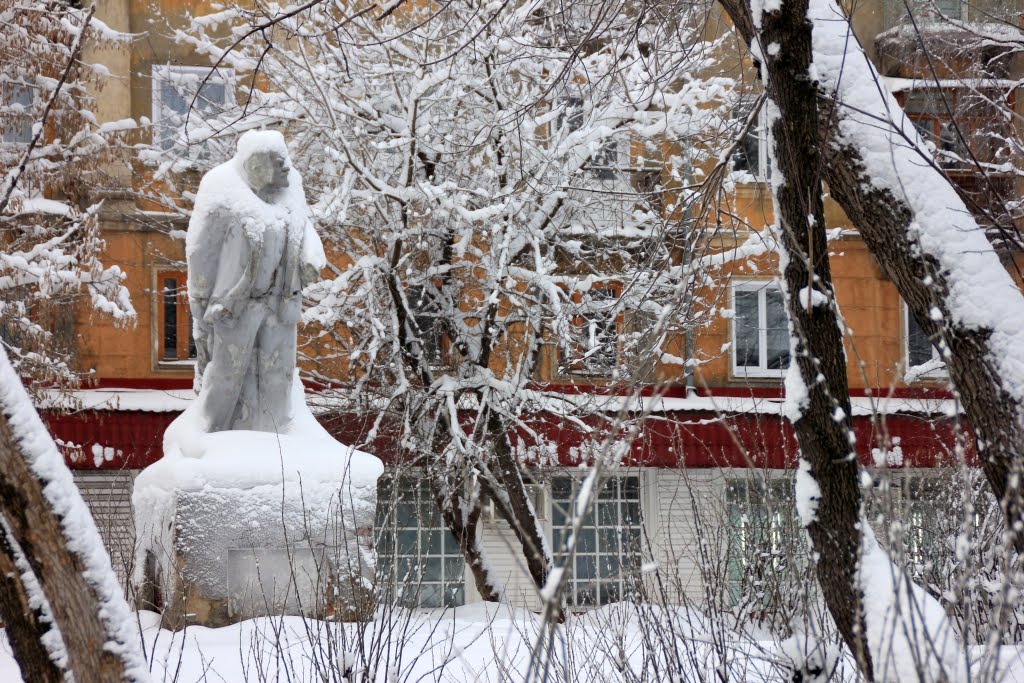 Ленин в ледяном скафандре, Слободской