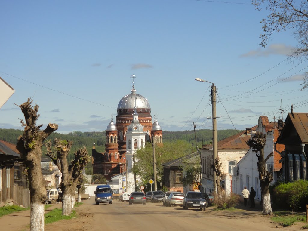 Воскресенская церковь в Уржуме ( 16 в.), Уржум