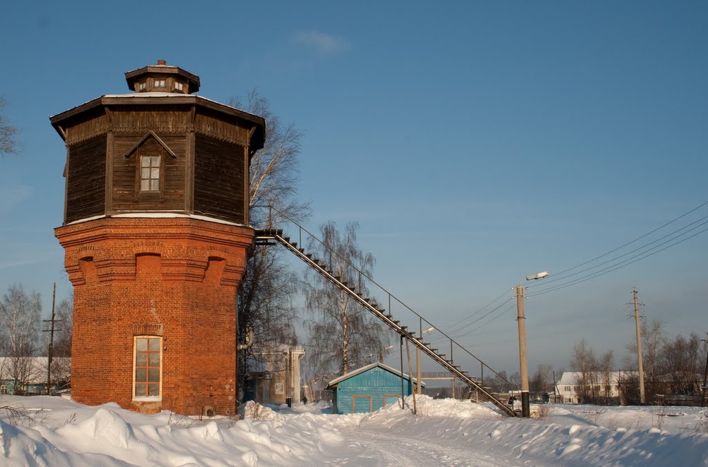 Водонапорная башня 19века, зима 2011, Юрья
