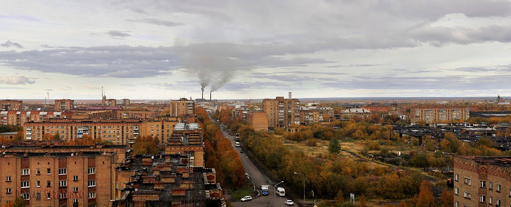 Вид на город с крыши д.48 по ул.Куратова, Инта