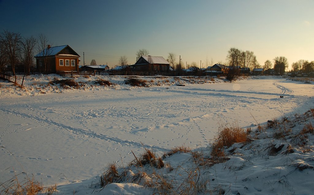 Замёрзшее озеро п. Заречье, Сыктывкар