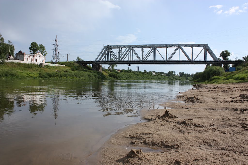 Железнодорожный мост через Кострому, Буй
