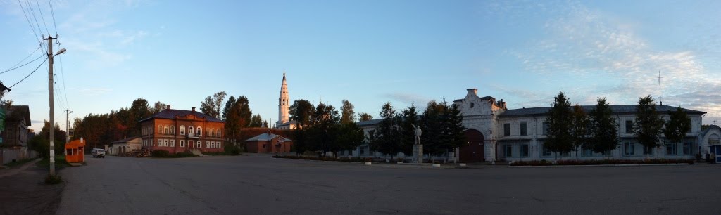 Центр Судиславля (утро), Судиславль