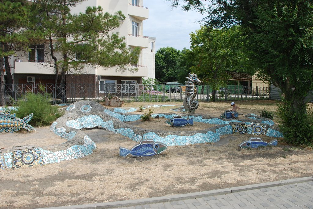 Памятник рыба, Анапа