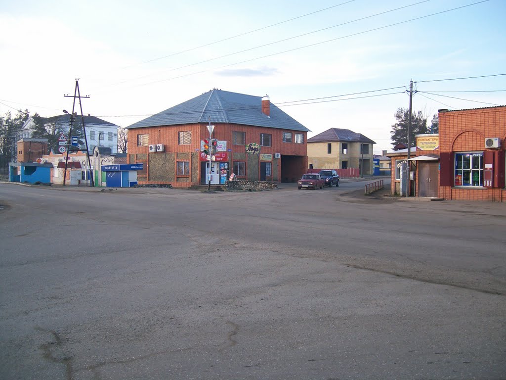 Вид на перекрёсток Пролетарская-Спорта, позади школа № 4, Апшеронск
