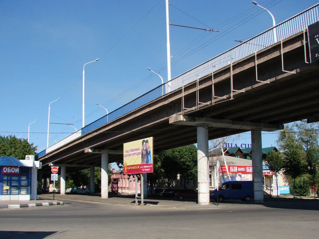 Мост над железной дорогой, Армавир