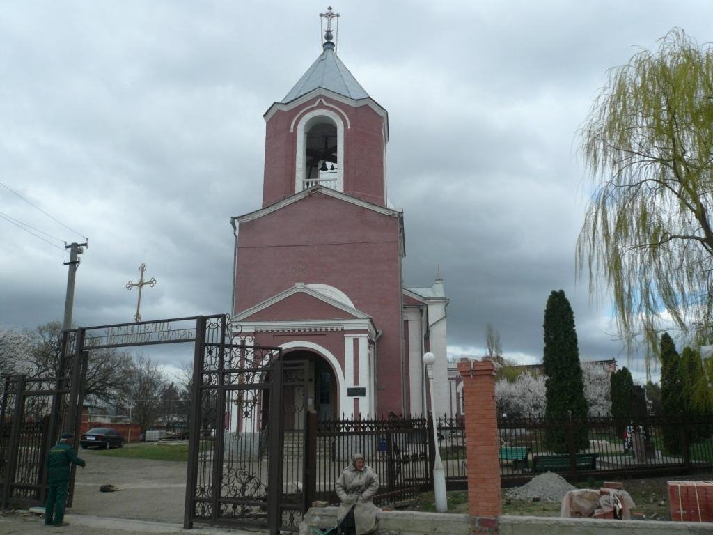 gregorian_church_entrance, Армавир
