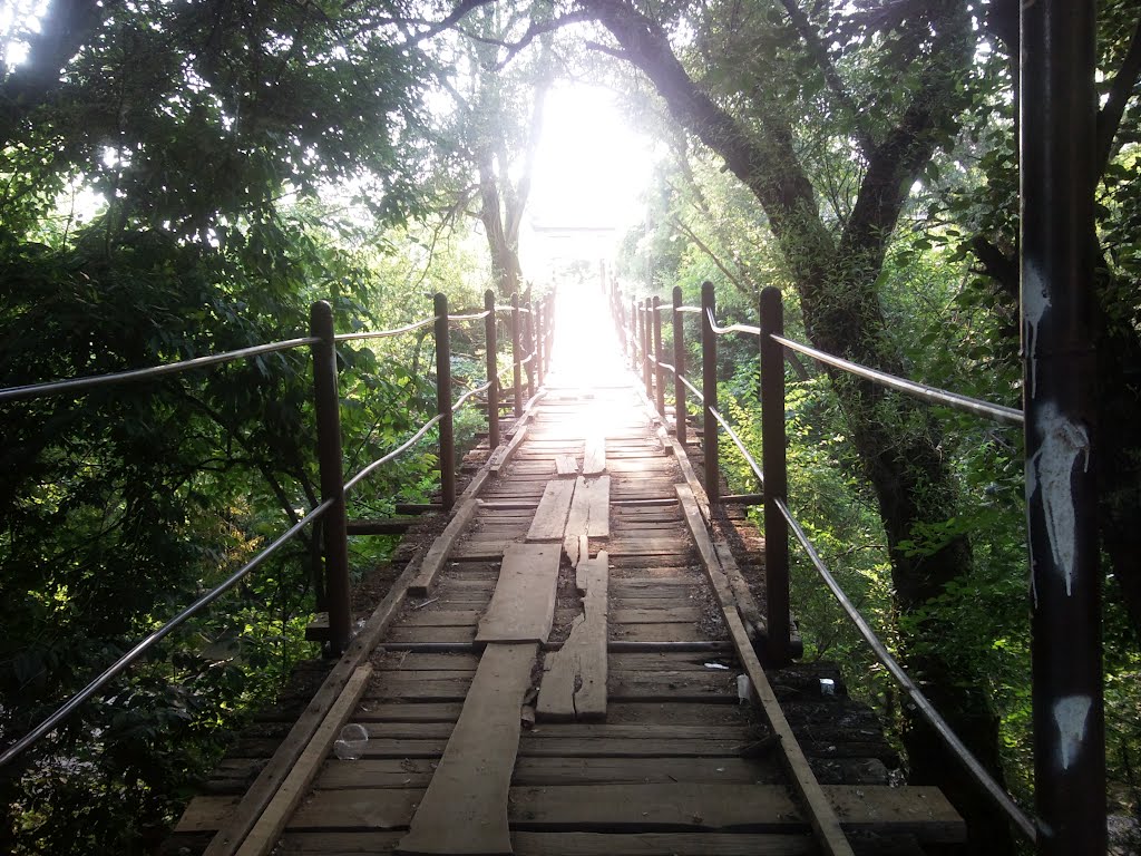 Мост через реку Ахтырь пос. Ахтырский, Ахтырский