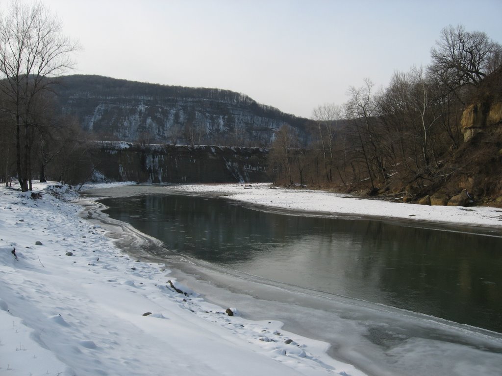 The place of GUSINKA on river BELAIA, Каменномостский