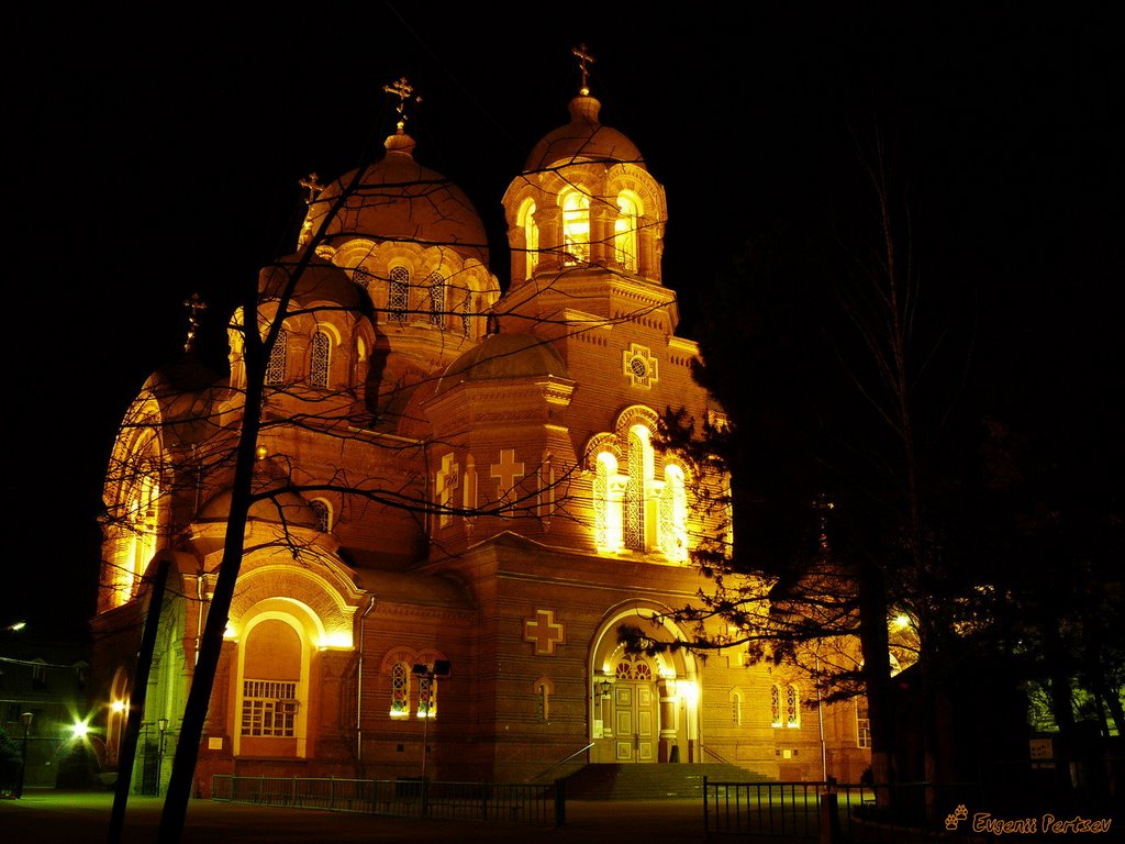 Собор Св. Екатерины в ночи..., Краснодар