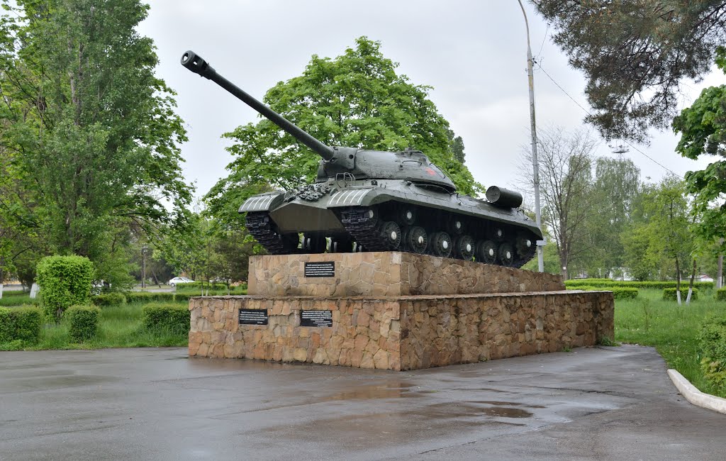 Танк / The tank memorial, Лабинск