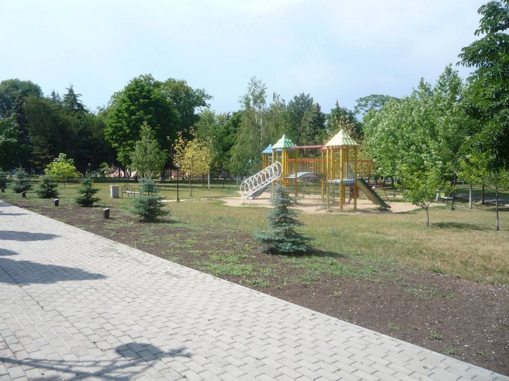 Детская площадка, Лениградская