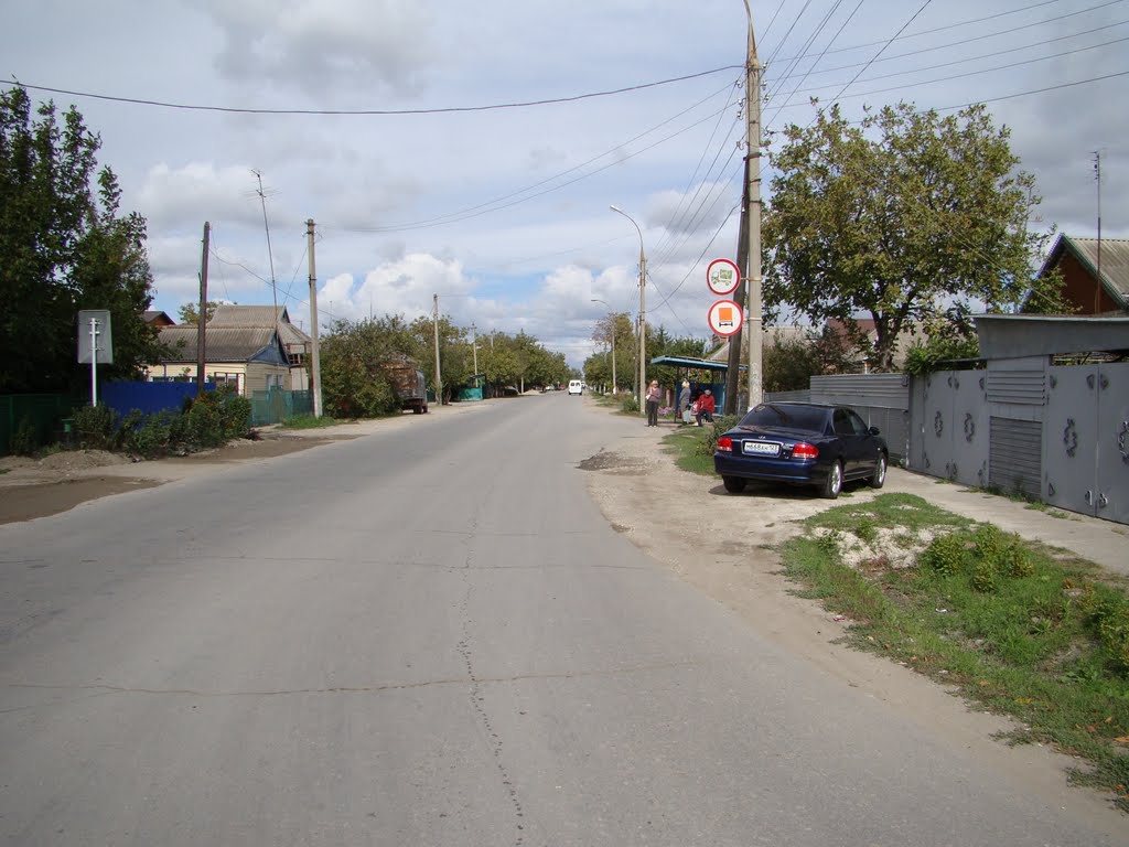 Улица Школьная. Вид с ул. Кубанская в сторону центра., Славянск-на-Кубани