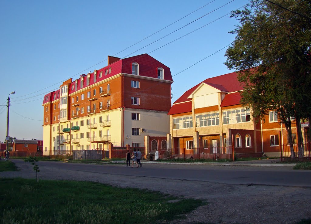 Новостройки на улице Красной, Тимашевск