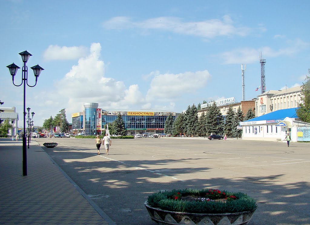 Центральная площадь Тимашевска, Тимашевск